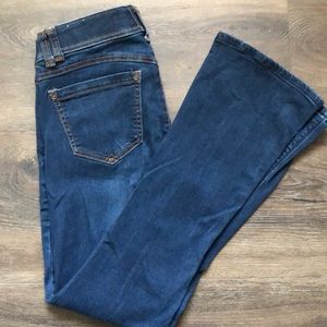 Wit & Wisdom Ab-solution IttyBitty Bootcut Jeans